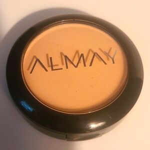 Almay pressed powder